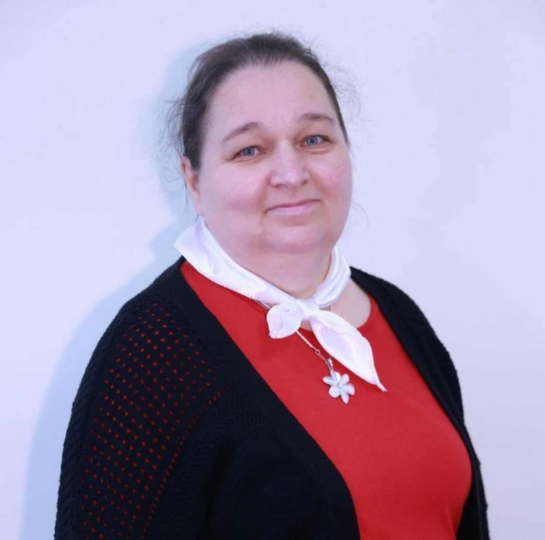 Vraukó Tamás Attiláné  Betti